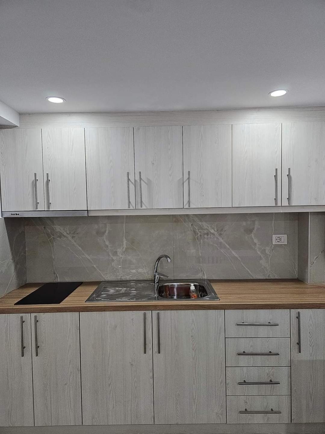 Holiday Apartment Bido Саранде Екстериор снимка